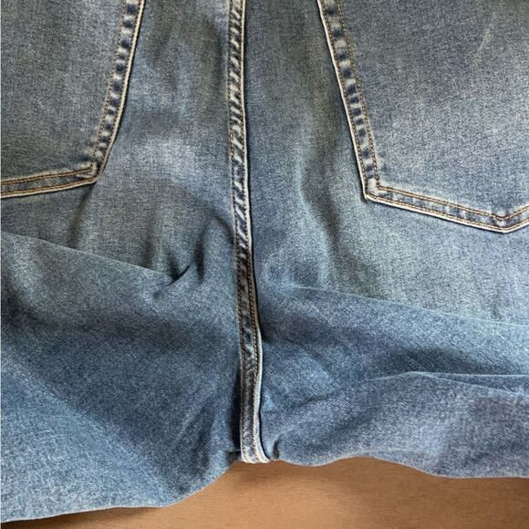 LANE BRYANT Fit Genius High Rise Boot Jeans Medium Wash Magic Waistband 26/28 - Picture 10 of 14